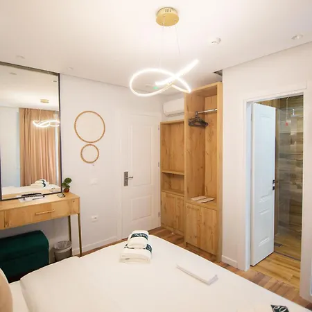Lordev Hotel Korce