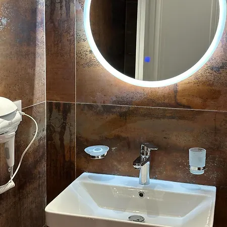 Hotel Lordev 4*