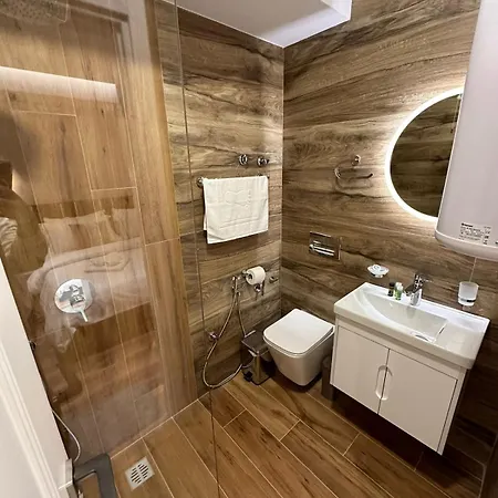 Hotel Lordev Korce
