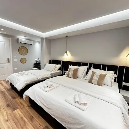 Lordev Hotel Korce